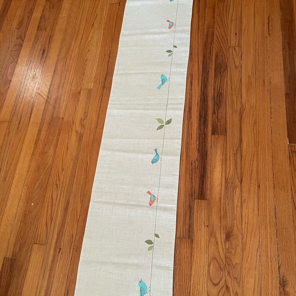 Linen Embroidered Table Runner - Picture 4 of 7